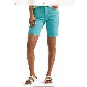 Liverpool The Bermuda Women’s Shorts size 6/28 Teal Stretch Denim Cuffed